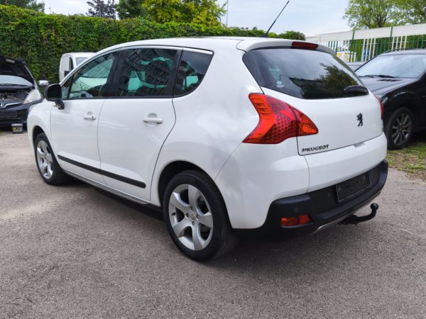 PEUGEOT 3008 1.6 VTi Style - Image 10