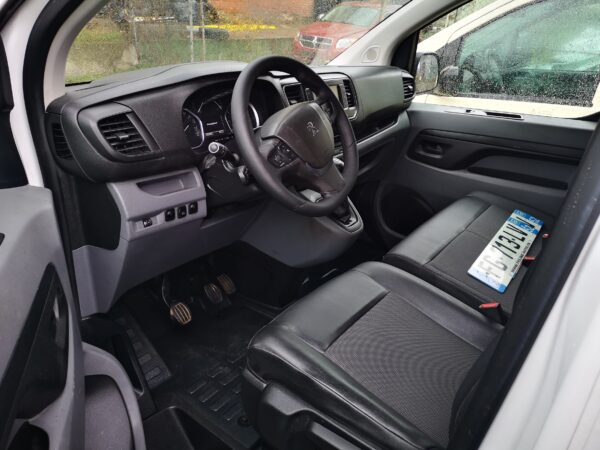 PEUGEOT EXPERT 1.5 BlueHDi L2 Premium ÁFÁS! - Image 2
