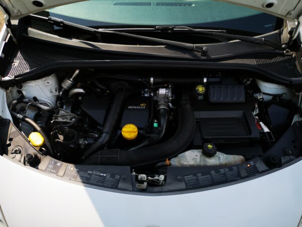 Renault Clio 1.5 dCi Expression - Image 3