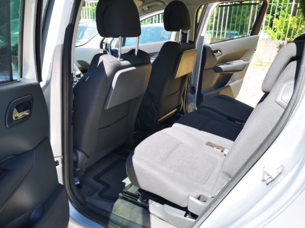 PEUGEOT 5008 1.6 HDi Business Edition (7 SZEMÉLYES) - Image 3