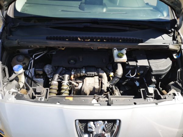 PEUGEOT 5008 1.6 HDi Business Edition (7 SZEMÉLYES) - Image 11
