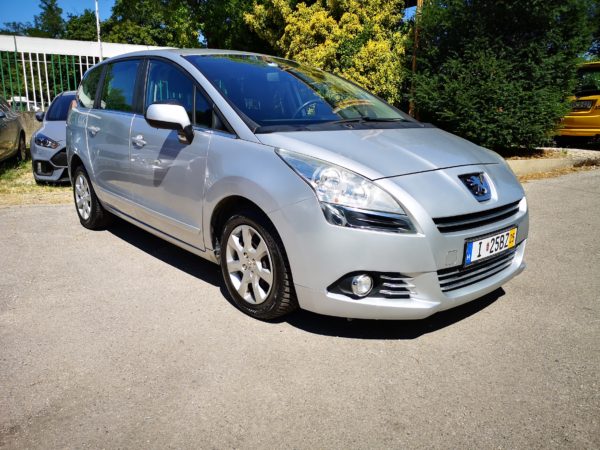 PEUGEOT 5008 1.6 HDi Business Edition (7 SZEMÉLYES)